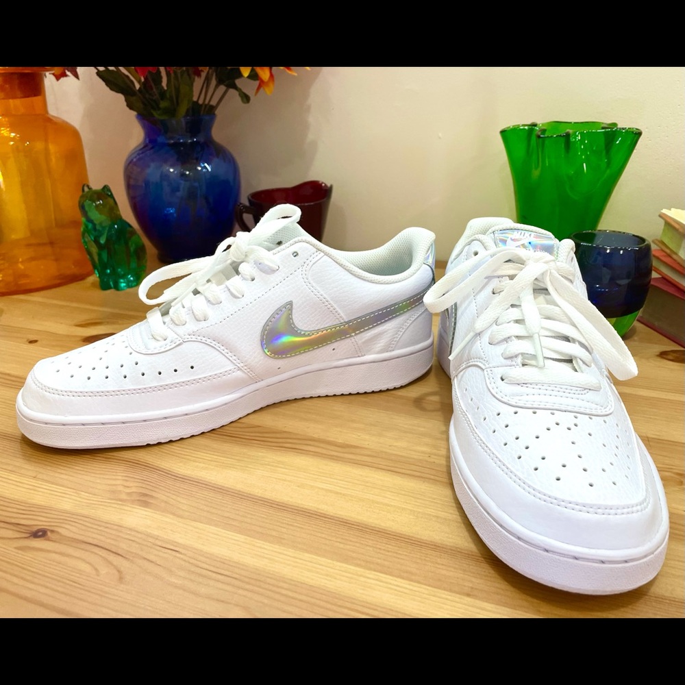 Nike holographic white court vision shoes size 9.5